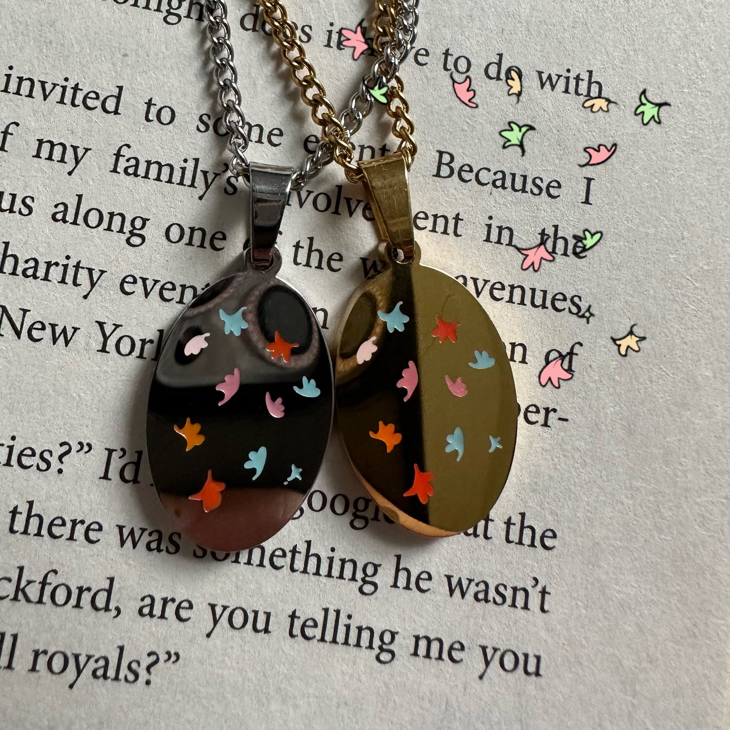 heartstopper necklace š