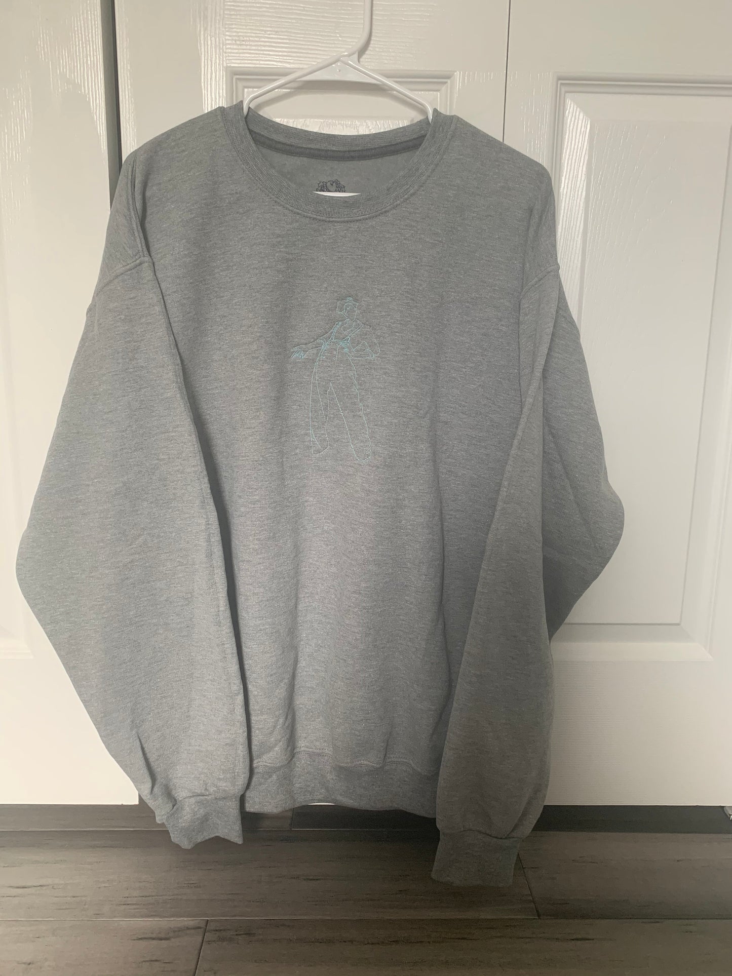 fine line crewneck